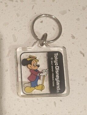 Vintage Tokyo Disneyland Keychain (1990)